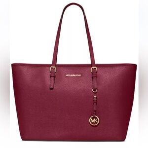 Michael Kors Large Jet Set Saffiano‎ Leather Tote Bag Purse Zipper Close Plum